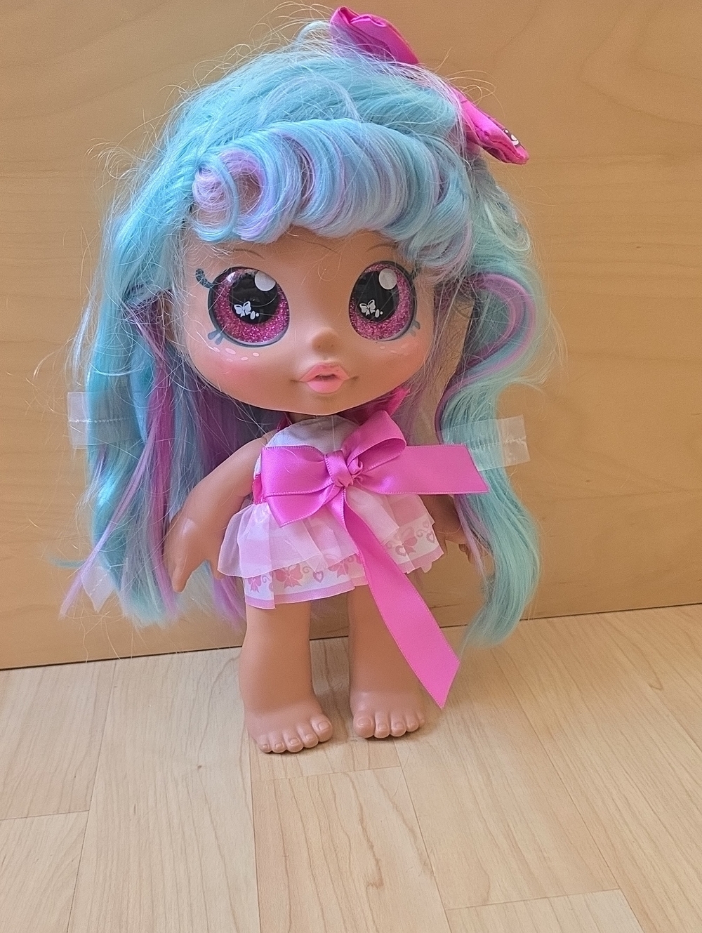 Bella Bow Doll Kindi Kids Fun Time Friends Pre-School 10” with Pink Ribbon